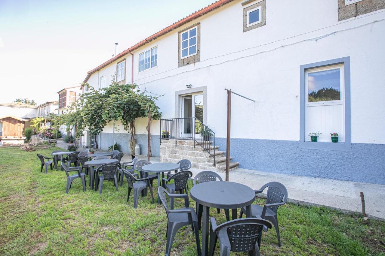 Albergue A Fabrica Lavacolla Exteriör bild