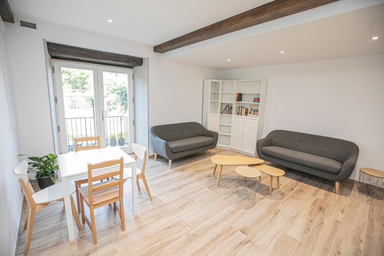 Albergue A Fabrica Lavacolla Exteriör bild